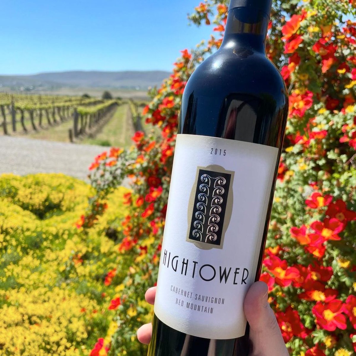 Wa_State_Wine's tweet image. Let&apos;s talk about #Cab for a sec! 
#CabernetSauvignon is one of the most planted #grape varieties in the world &amp;amp; the most planted grape in WA &amp;amp; on Red Mountain!