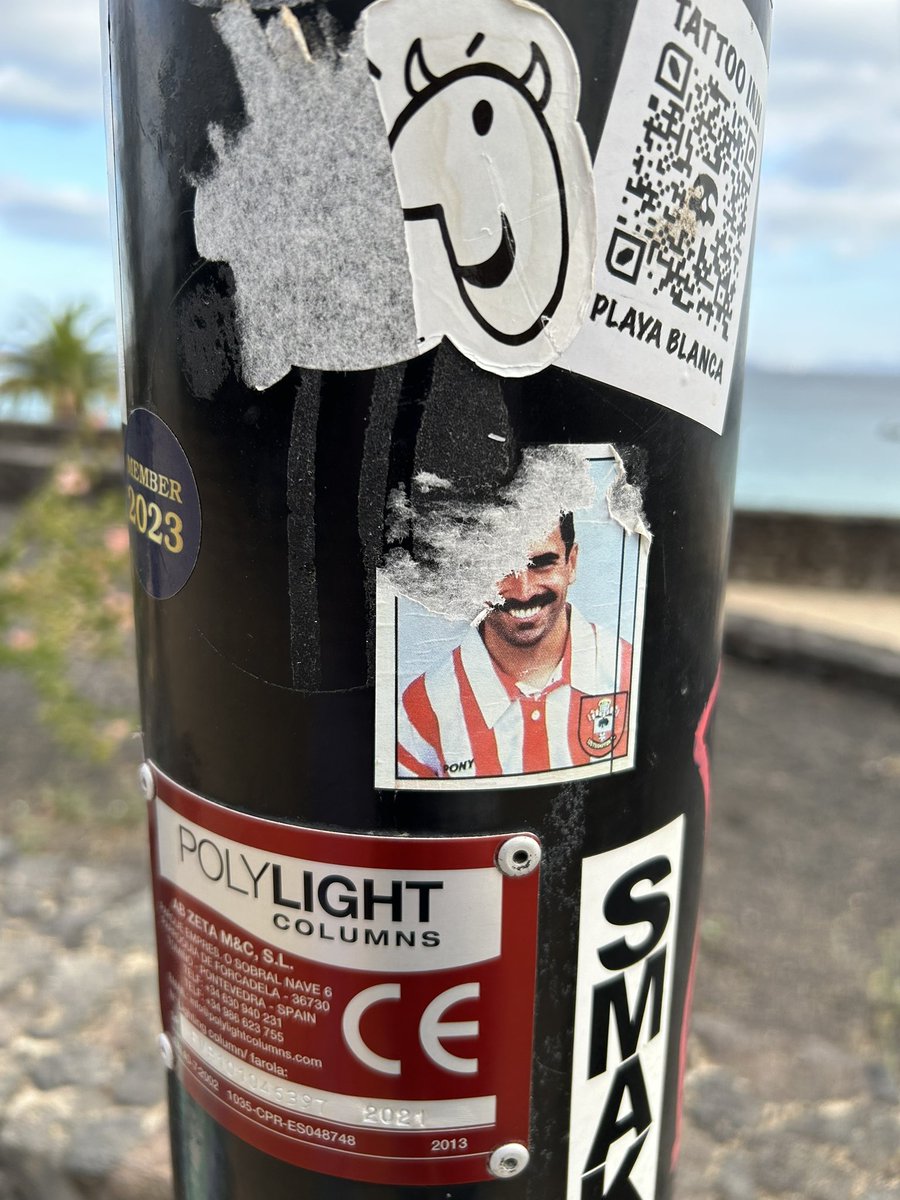 ChrisSergeant4's tweet photo. Big fan of finding football stickers out in the wild - great to see the legendary @FrannyBenali is big all over Playa Blanca in Lanzarote, St Pancras station and Stansted airport! https://t.co/LfQ4RBDNZV