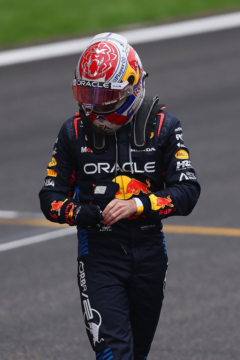 RBR_Daily's tweet photo. MAX VERSTAPPEN DOES IT ONCE AGAIN, HE GOES HOME TO WIN THE 60TH RACE OF HIS F1 CAREER

Mature and calculated drive. https://t.co/VaEKOlOqyP