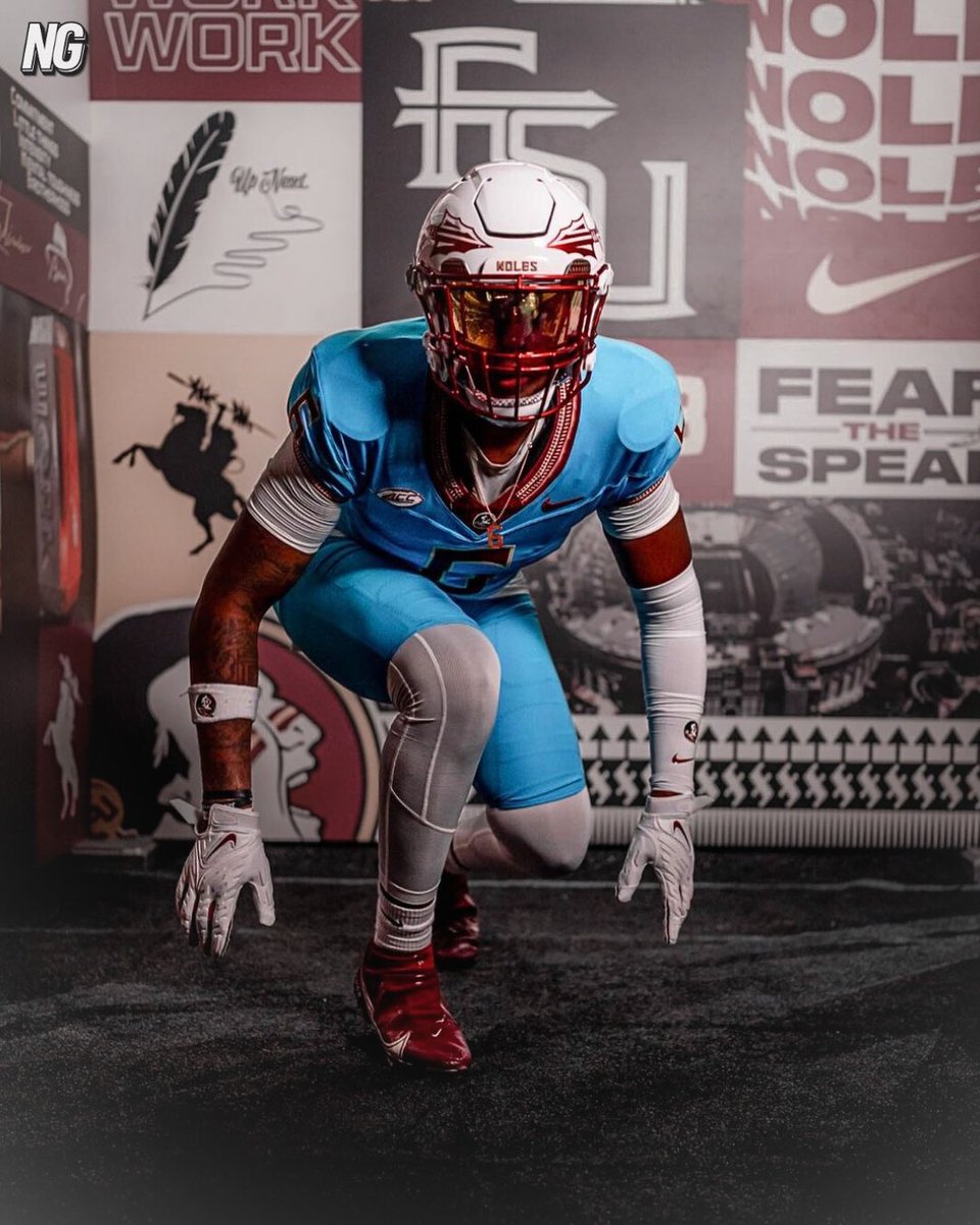 LogansTwitty's tweet photo. Florida State’s new turquoise uniform combination is 🔥 #Noles https://t.co/bP2QtkZWZs