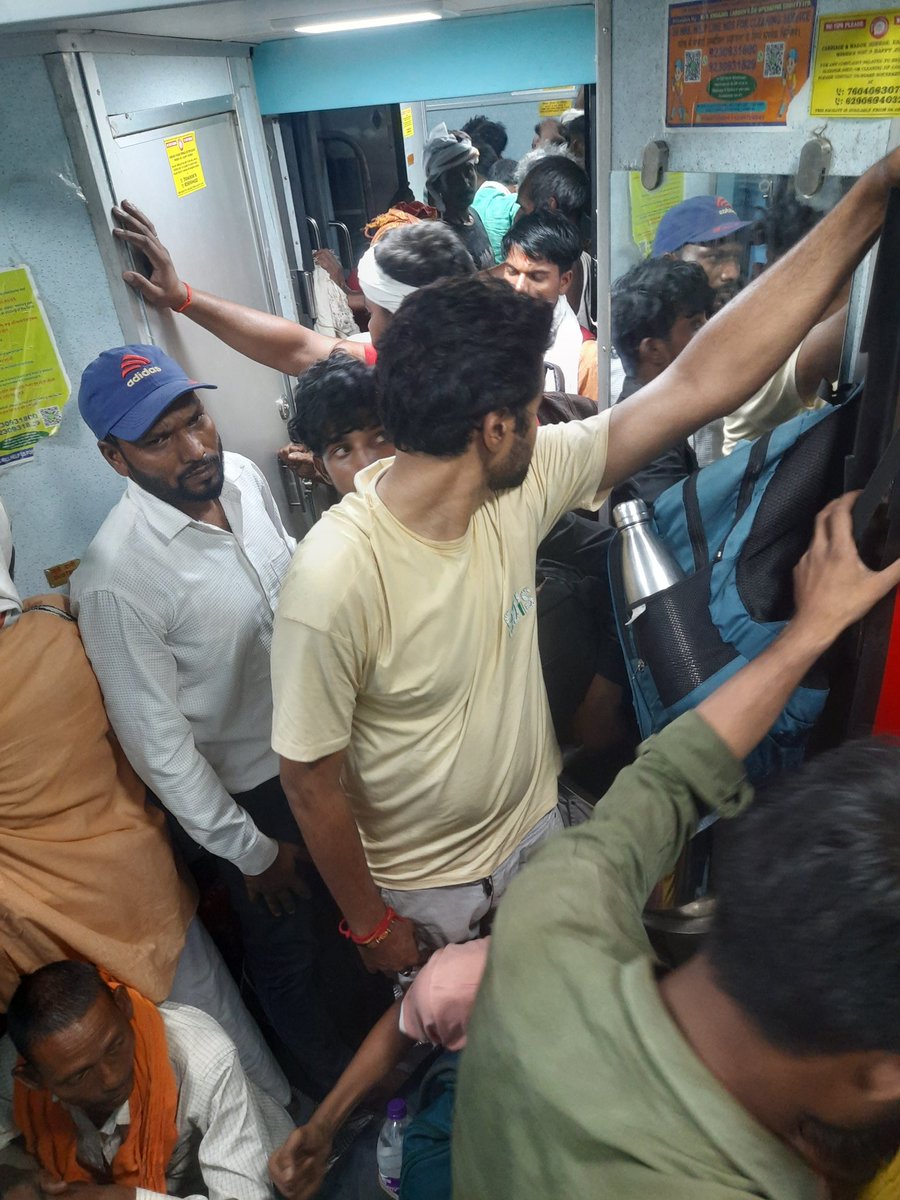 kapsology's tweet photo. Hello @NitishKumar, you are going to be equally responsible for all the suffering of the people of Bihar in Indian Railways along with @AshwiniVaishnaw 

https://t.co/EqzUUri0Vc