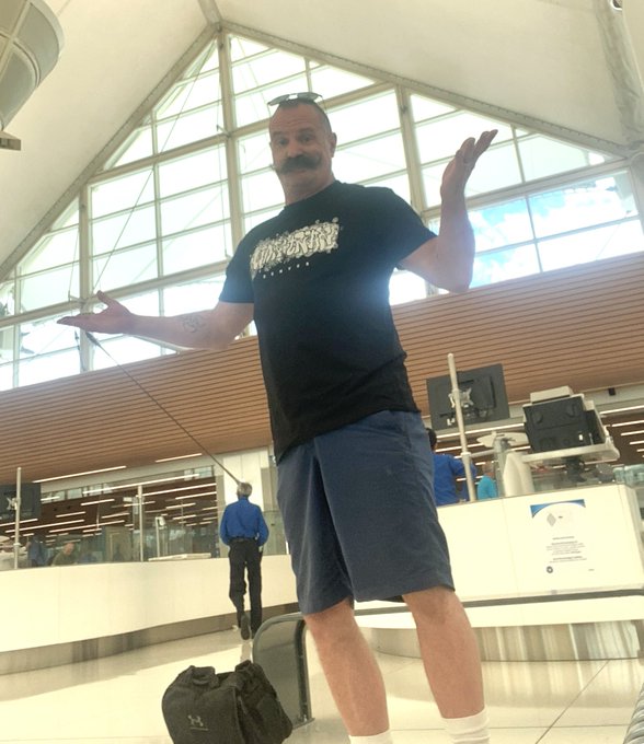 Porn Guy Problems:  Flying home, fresh off the set, and my Trimix boner triggers a TSA search! https://t<a href="/tag/muircapmonday"class="tags"><span>#muircapmonday</span></a>