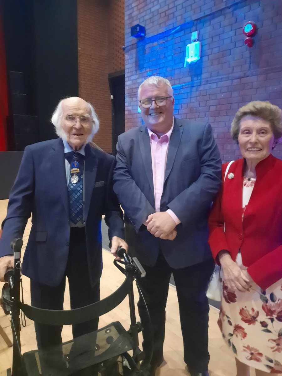 p_seeby's tweet photo. Nice to @BroxbourneBC  first mayor when I  was  age 6 .@ #Broxbourne 50 years tea party. Thank you @Lowewood  for your history boards https://t.co/fo74KcMejJ