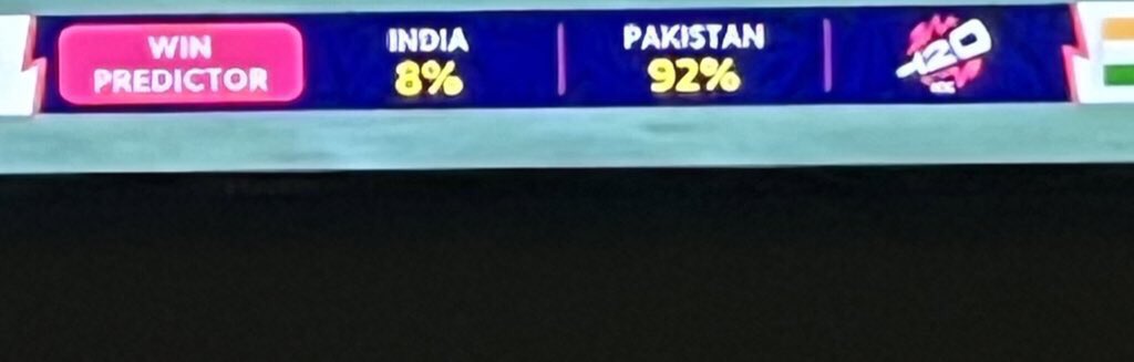gurukul07's tweet photo. #INDvsPAK 
Never give up. Give time, surely time will change..✌️✌️ https://t.co/JwtuAX9Gq3