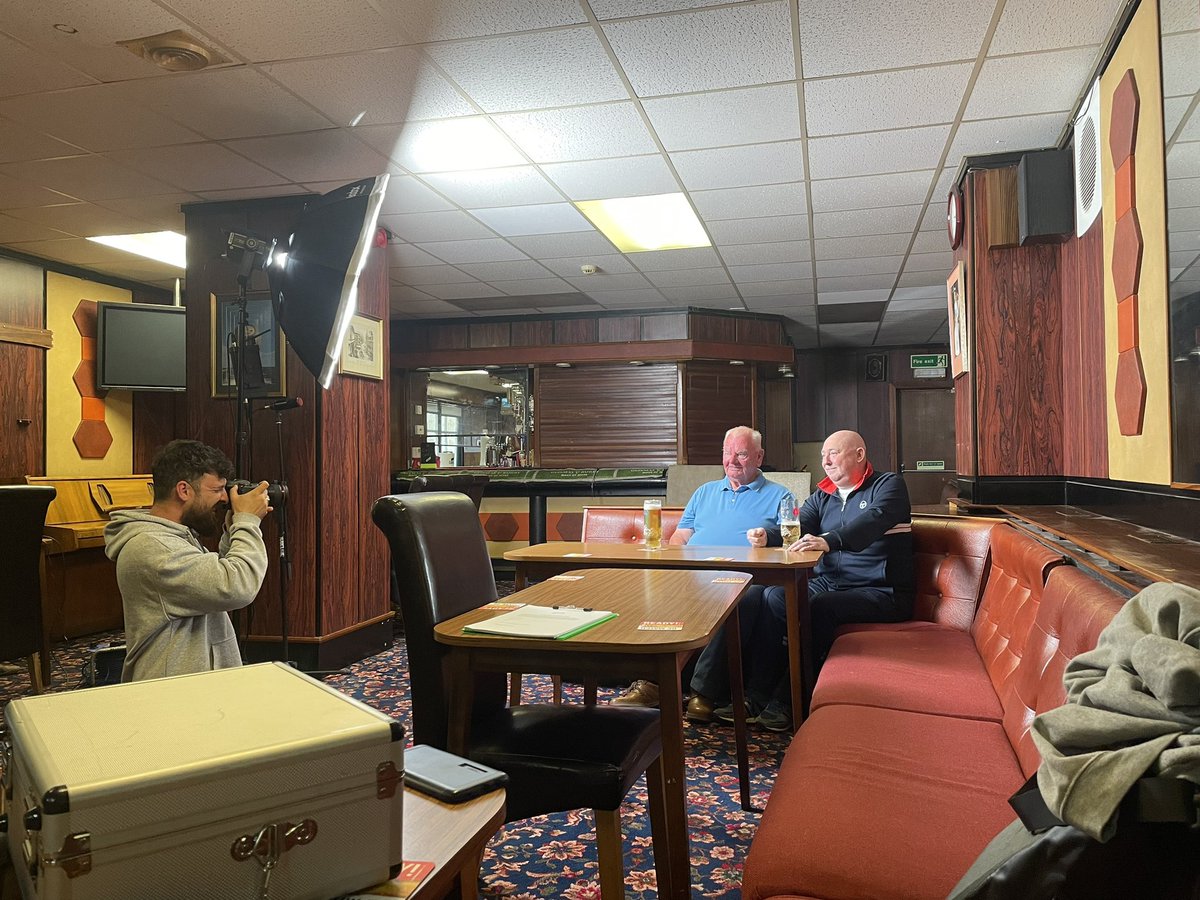 BearwoodHub's tweet image. Sunday afternoon at The Corks, Bearwood, capturing memories and portraits with @ThePaulStringer @OverhearPoetry