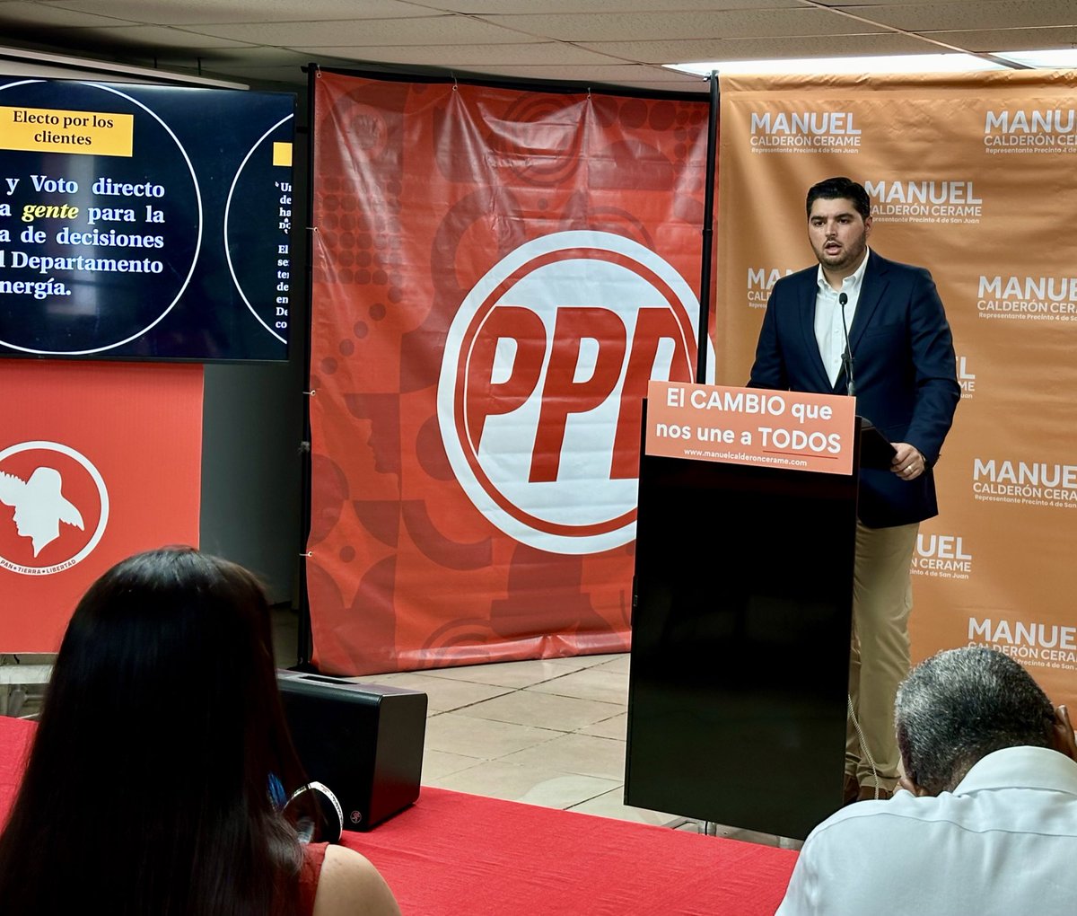 mcalderoncerame's tweet photo. 🎥 En conferencia de prensa presentando parte de nuestra agenda legislativa de cara al 2025 para atender la crisis energética que vive Puerto Rico, fiscalizando efectivamente a LUMA para tener un servicio eléctrico recurrente y a bajo costo. #SanJuan #Precinto4 #FiscalizaciónALUMA
