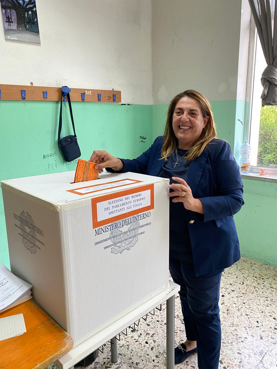 Andate a votare! Io l'ho fatto col sorriso, consapevole del lavoro svolto e della serietà con cui ho affrontato questa esperienza. 
#elezionieuropee 
#andateavotare
