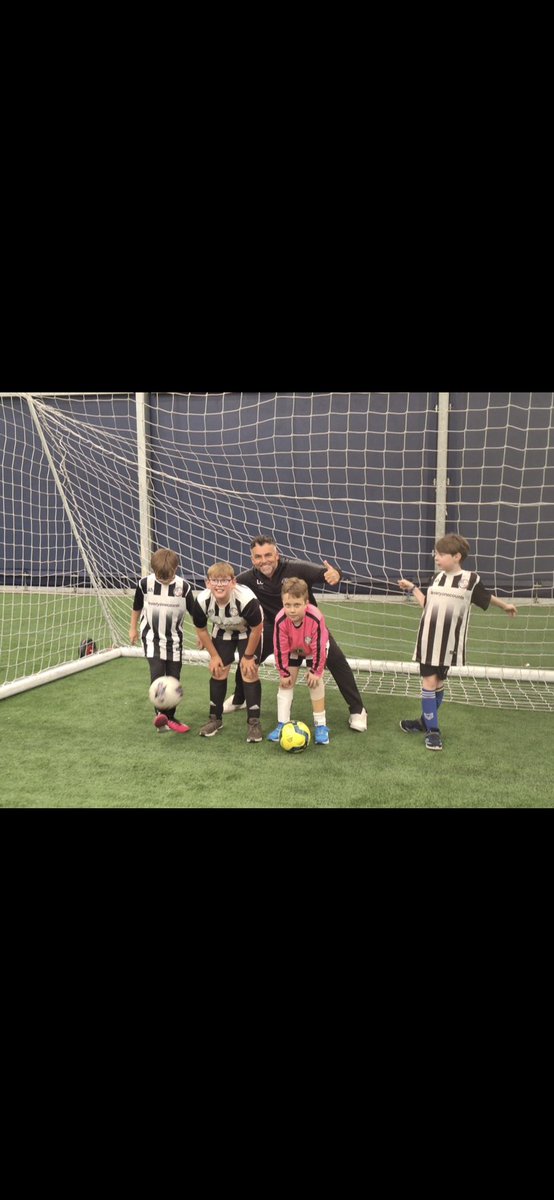 SefcPan's tweet photo. Shipston Bears having their first experience of competitive fun football in the @sandwellinclge finals day 
#EveryoneCounts #Send #PanDisability #footballfamily #inclusion #warwickshire #shipstononstour #summersessions #fun #smiles #laughter #youngsters https://t.co/3I870vM1ly