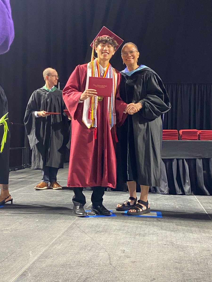 FWPS210's tweet photo. Graduation: Check! TJHS graduates, your next adventure starts today! 🌟 @TJHSRaiders #Classof2024 #RaiderGrad https://t.co/0HvS0kPjzJ