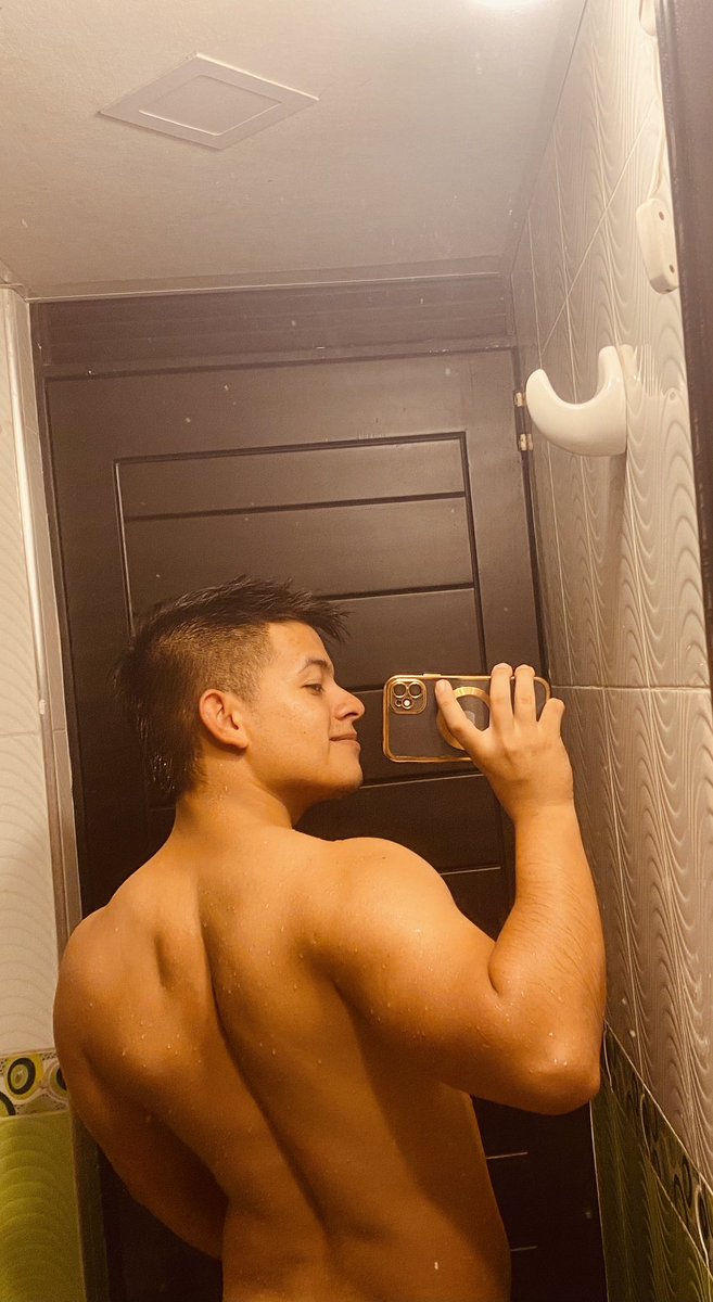 Andreszav18's tweet photo. 🫣 Back? https://t.co/6ArpVz882B