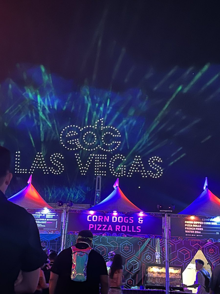 Gs_fantasy's tweet photo. Late EDC post ughhh I miss ittt:( 
#edc #bottom #dl #latino #Femboy #Houston #lasvegas #bigass https://t.co/k2sNb9tkf6