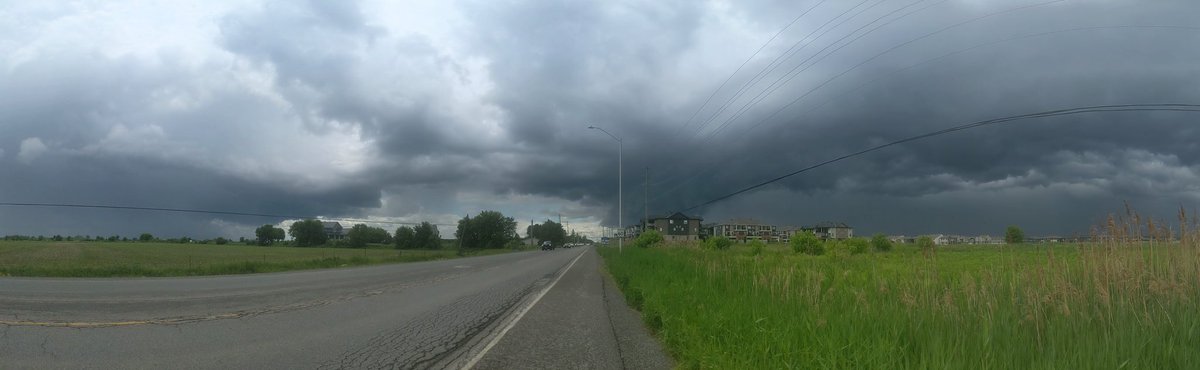 LydiaEvequoz's tweet photo. Out for a run, had to stop and get a pic. #OttWx

Did not escape the rain, it caught up to me eventually.. 🤣 https://t.co/PZwWm6a8Vb