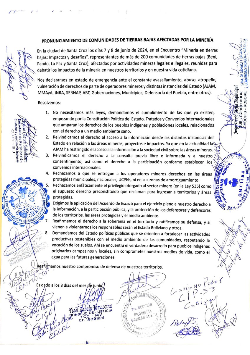 contiocap's tweet photo. PRONUNCIAMIENTO de comunidades de Tierras Bajas afectadas por la minería:
"Nos declaramos en emergencia ante el constante avasallamiento, abuso, atropello, vulneración de derechos por mineros e insituciones del Estado: AJAM, MMAyA, INRA, SERNAP, ABT, Defensoría Pueblo, Municipios https://t.co/oaxh2gxSeF