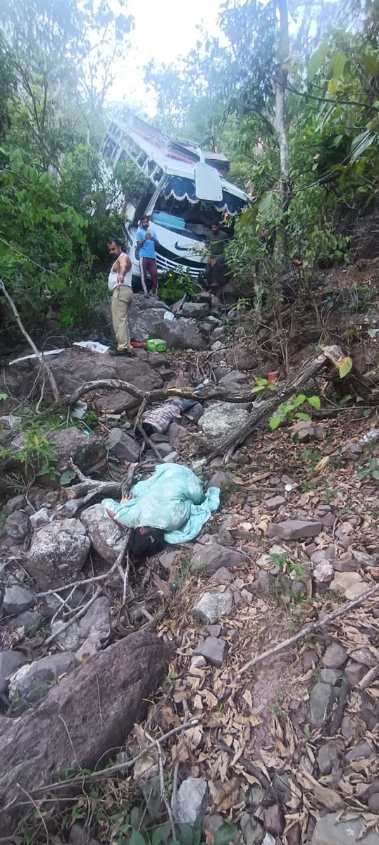 IndicHistory's tweet photo. Unlike the Palestinian makeup factory, these are real people. Killed for no fault of theirs. They were on a pilgrimage. Not hurting anyone.

#Jammu #Terror #Reasi https://t.co/i5u5PxQwPe