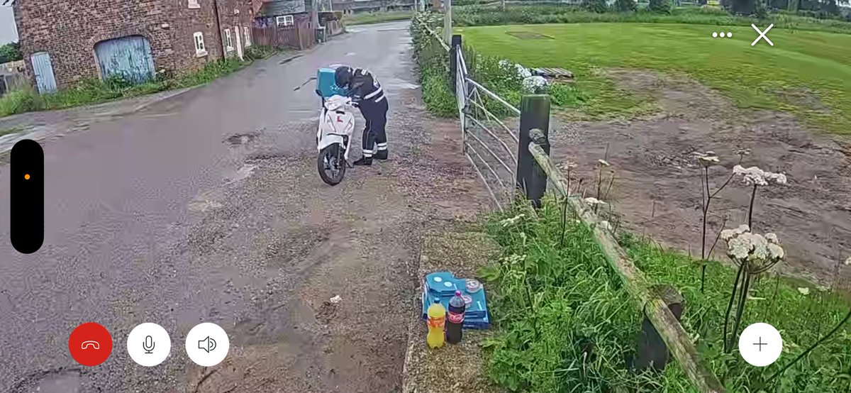 AdamDandy's tweet image. **note to self** change the address on the @Dominos_UK app from @DandysTopsoil next time I order pizza at home 🤦‍♂️ hey kids… do you want the good news or the bad news?? “Good news!” Me: Your dinner’s ready… #dadfail