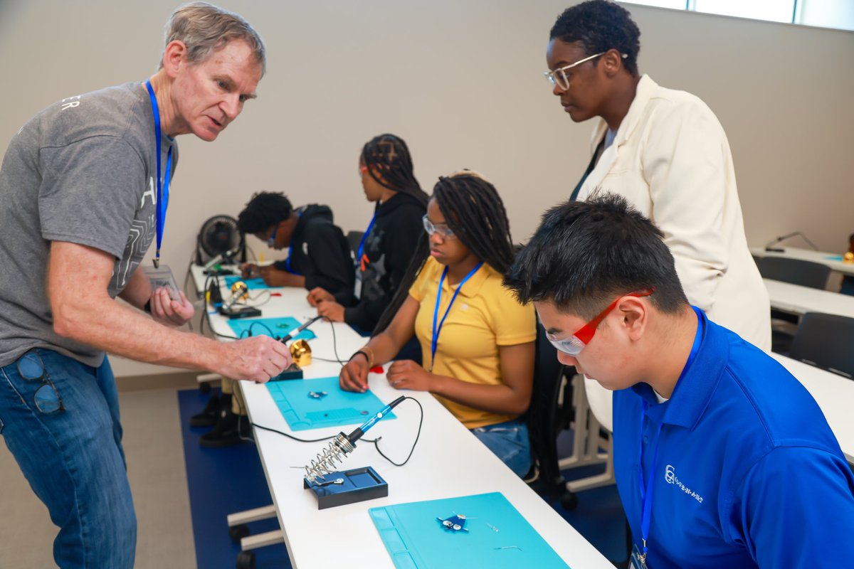 HAKing Innovation tweet media