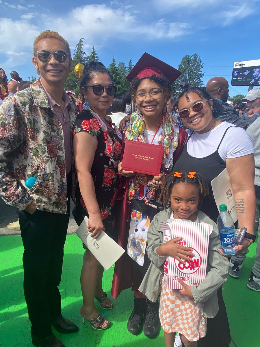 FWPS210's tweet photo. The journey to college and career begins now for our TJHS graduates. 🚀@TJHSRaiders #Classof2024 #RaiderGrad https://t.co/jsVmktNFpw