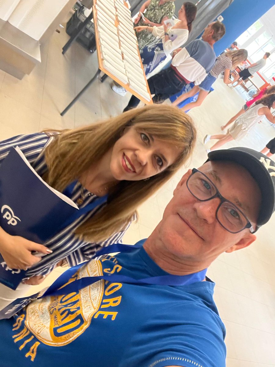 Panadero_L's tweet photo. Ejerciendo mi derecho de voto en las elecciones europeas.
Es un privilegio participar en la construcción de nuestro futuro común. @PPopular_Rivas
#Tuvoto #TuRespuesta #9J #EleccionesEuropeas #Voto2024 https://t.co/7Yj73M5hhg