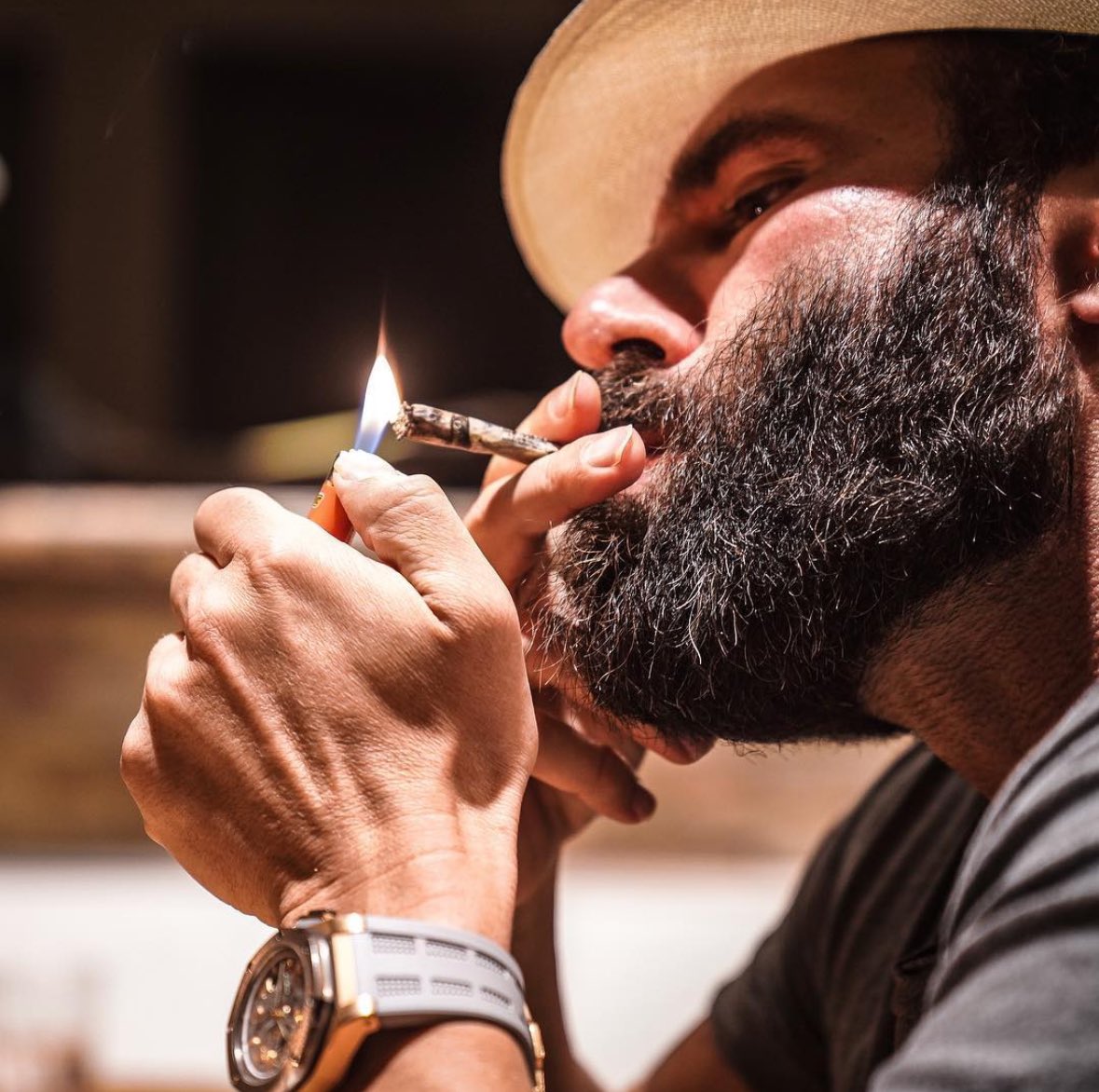 realamericandan's tweet photo. @tripxiisol @bazingahappy lighting one up for the launch. $RAD 🇺🇸

CA:
 AjLPvGn5WHwyXZ2obfLT3jDJ23ETZaK95DDyEQBZpump https://t.co/nCEeudNMiS