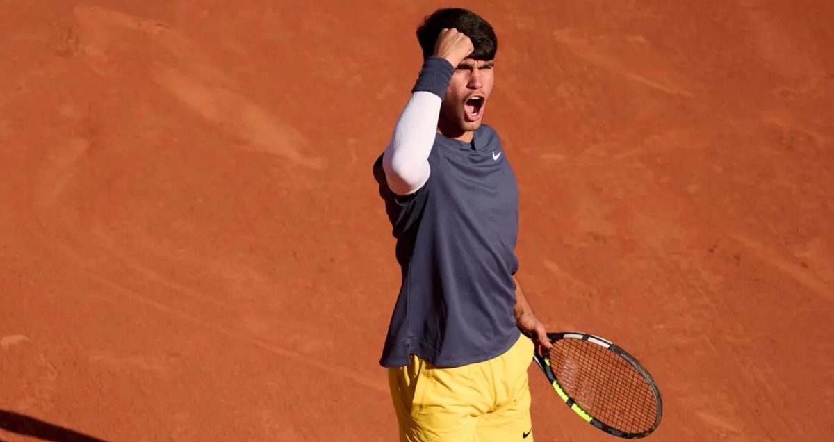 josemorgado's tweet photo. 21 year old Carlos Alcaraz is the #RolandGarros CHAMPION after beating Alexander Zverev 6-3, 2-6, 5-7, 6-1, 6-2 in over four hours.

3rd Grand Slam title in three finals. Three different Majors.

One away from the Career Grand Slam. At 21yo. https://t.co/2KbeV3guRH