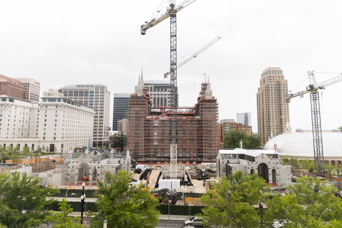the_churchnews's tweet image. Four and a half years of renovations — with several more still to go — for the Salt Lake Temple and the surrounding Temple Square in downtown Salt Lake City may seem like a long endeavor. But it’s a far cry from the four decades needed to originally build the iconic house of the…