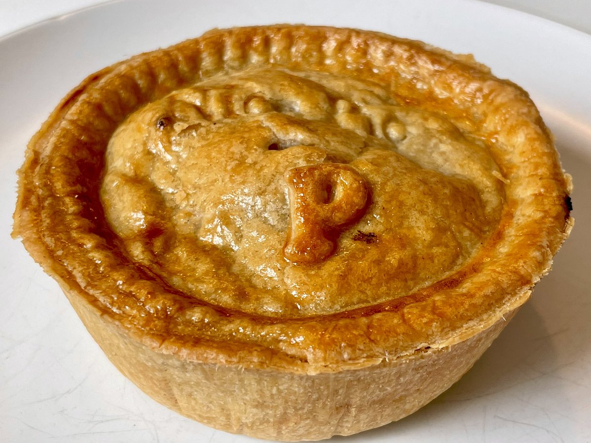 nice_pie1's tweet image. I’m proper chuffed with my latest newbie as it’s proper tasty… my ‘PLOUGHMANS PIE’ I’d filled with Slow Cooked Smoked Ham, Mature Cheddar Cheese and Branston Pickle, encased in a rich buttery shortcrust pastry… it’s delicious hot or cold and I just love it!
#nicepie #pie #tasty