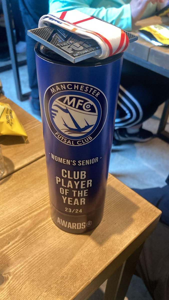 1st year @ Manchester Futsal. honoured to win such a prestigious award, it doesn’t come without my amazing teammates on and off the court. big shoutout and thanks to <a href="/Neillucas777/">Neil Lucas 尼尔卢卡斯</a> who has had such a significant impact on my futsal this year at MFC. looking forward to next season