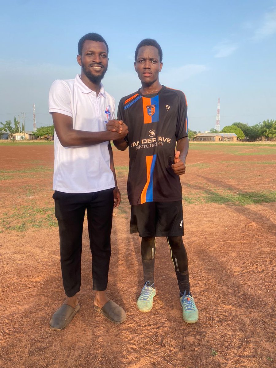 sarifc_'s tweet photo. W https://t.co/8cl1qmOGdK