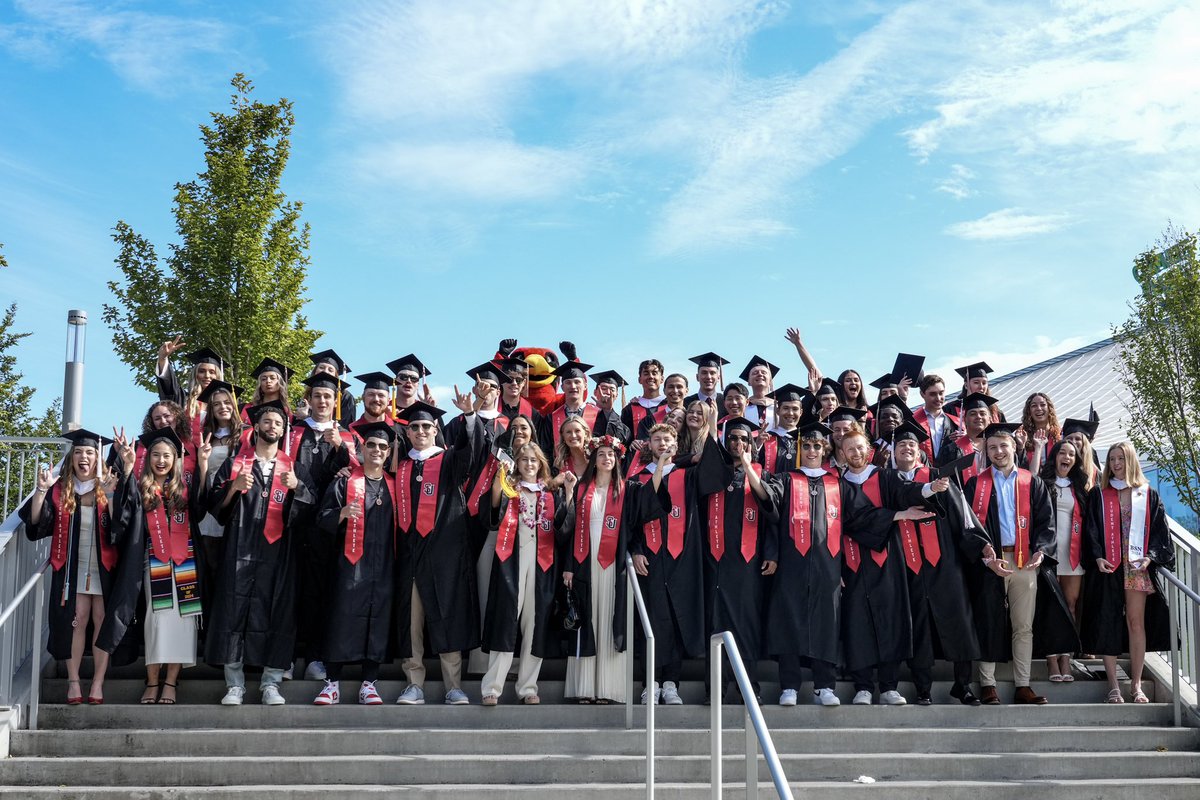 GoSeattleU's tweet photo. ๐๐๐๐๐๐ถ๐๐๐๐ถ๐๐พ๐๐๐ ๐๐ ๐๐๐ ๐๐๐ถ๐๐ ๐๐ป ๐ค๐ข๐ค๐ฆ!
#TogetherWeSoar #RedhawksForLife https://t.co/IuhmPZhFIN