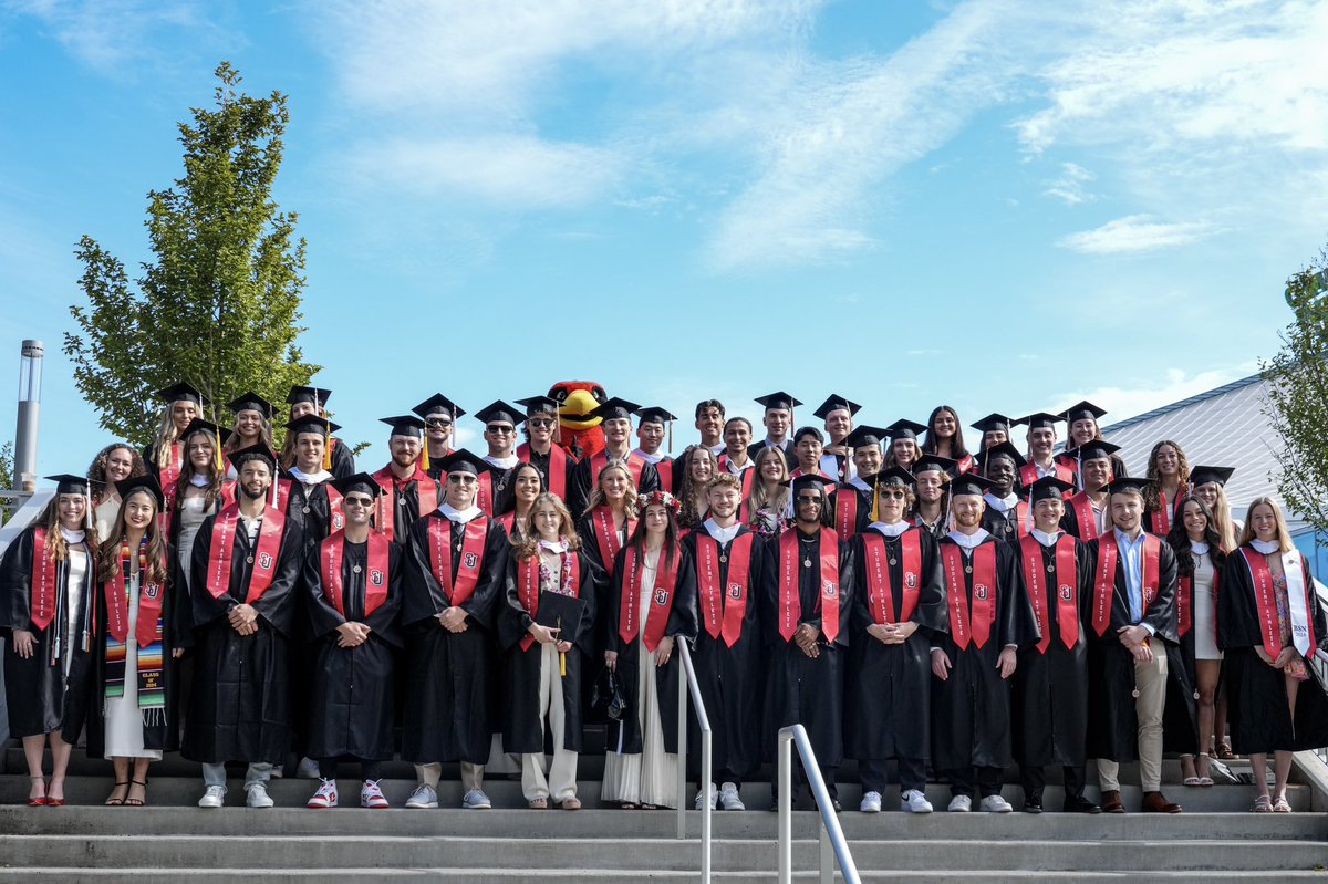 GoSeattleU's tweet photo. ๐๐๐๐๐๐ถ๐๐๐๐ถ๐๐พ๐๐๐ ๐๐ ๐๐๐ ๐๐๐ถ๐๐ ๐๐ป ๐ค๐ข๐ค๐ฆ!
#TogetherWeSoar #RedhawksForLife https://t.co/IuhmPZhFIN
