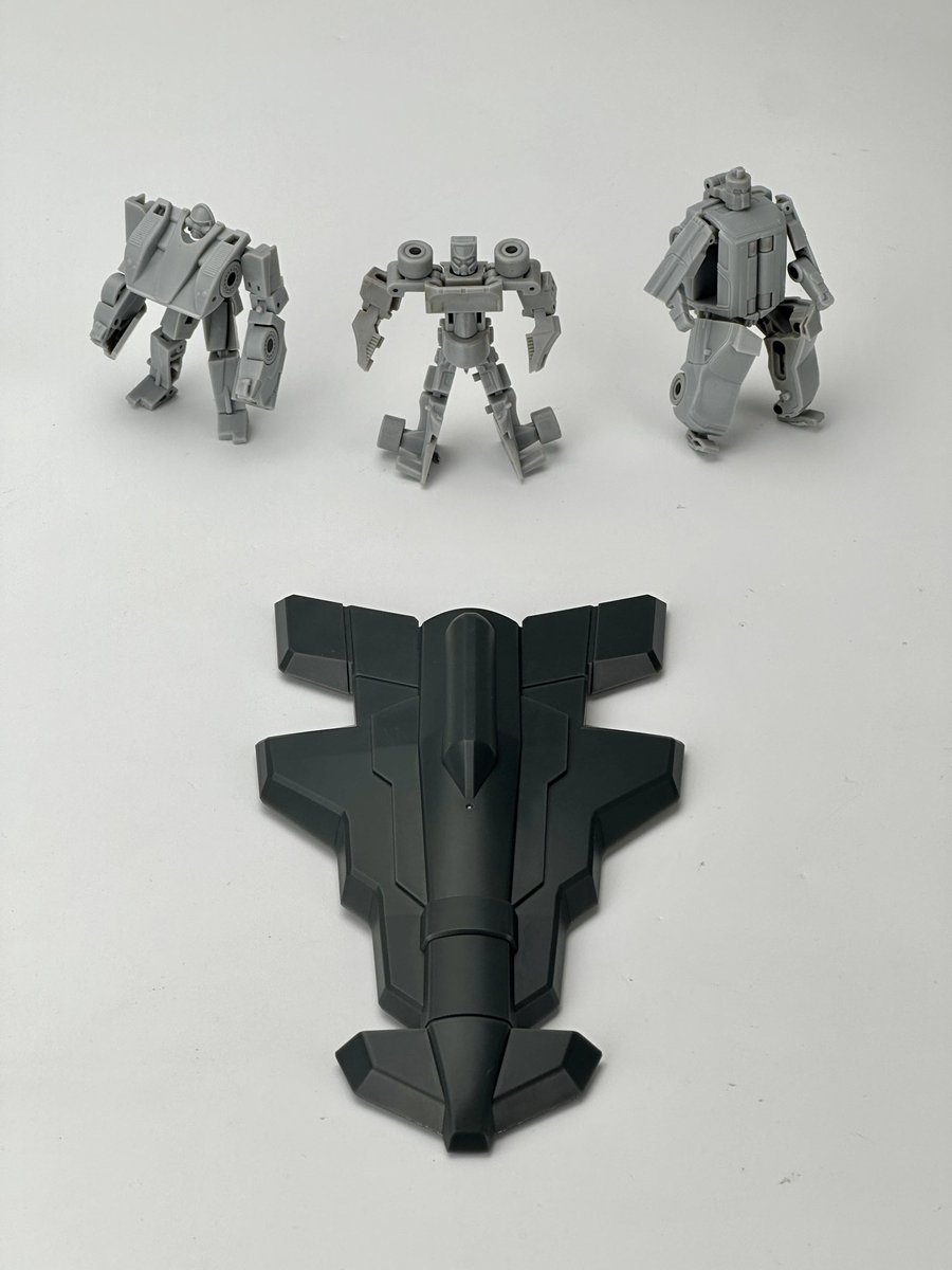 fans_hobby's tweet photo. Check out the first test shot of MB-27 THE SHIELD TEAM - robot mode &amp; Shield mode! 

#fanshobby #thirdpartytransformers #navalcommander #powercommander #theshieldteam
#MB27 https://t.co/dJeCcAMgVZ
