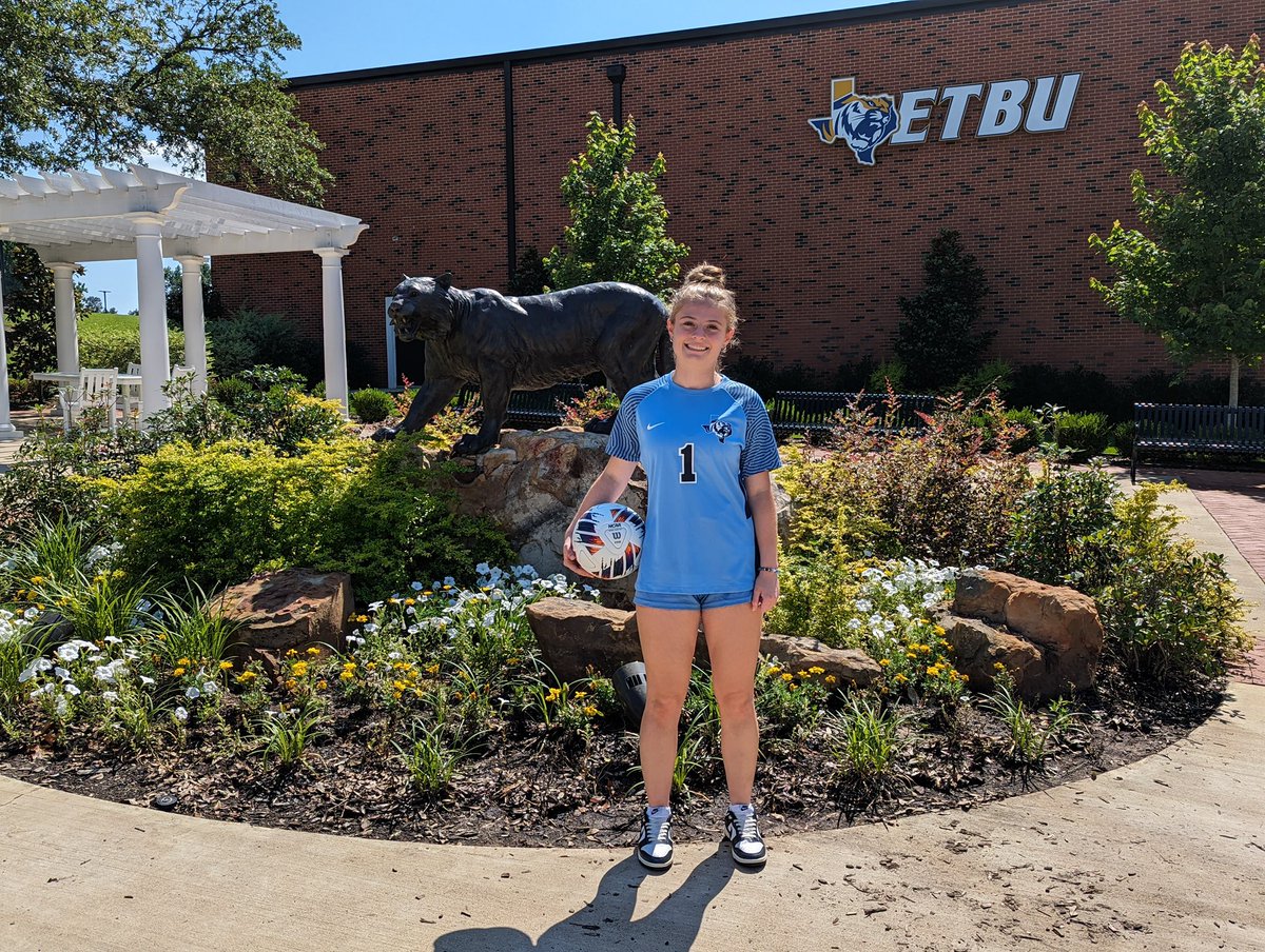 Schroeder-00 tweet media