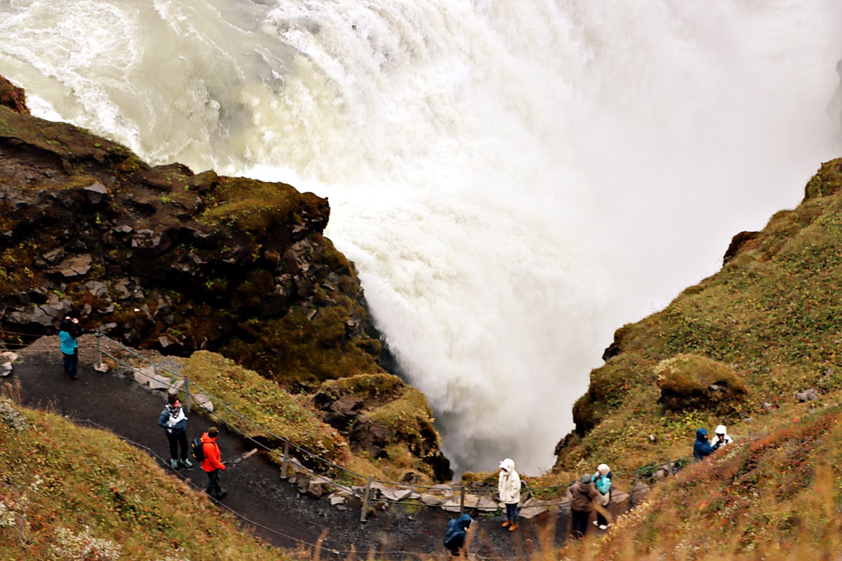 RobCurrell's tweet photo. Gullfoss falls was pretty inspiring.
#Gullfoss #waterfalls #Iceland #RobCurrell #photographer #photography https://t.co/zlW6ZKaPPc