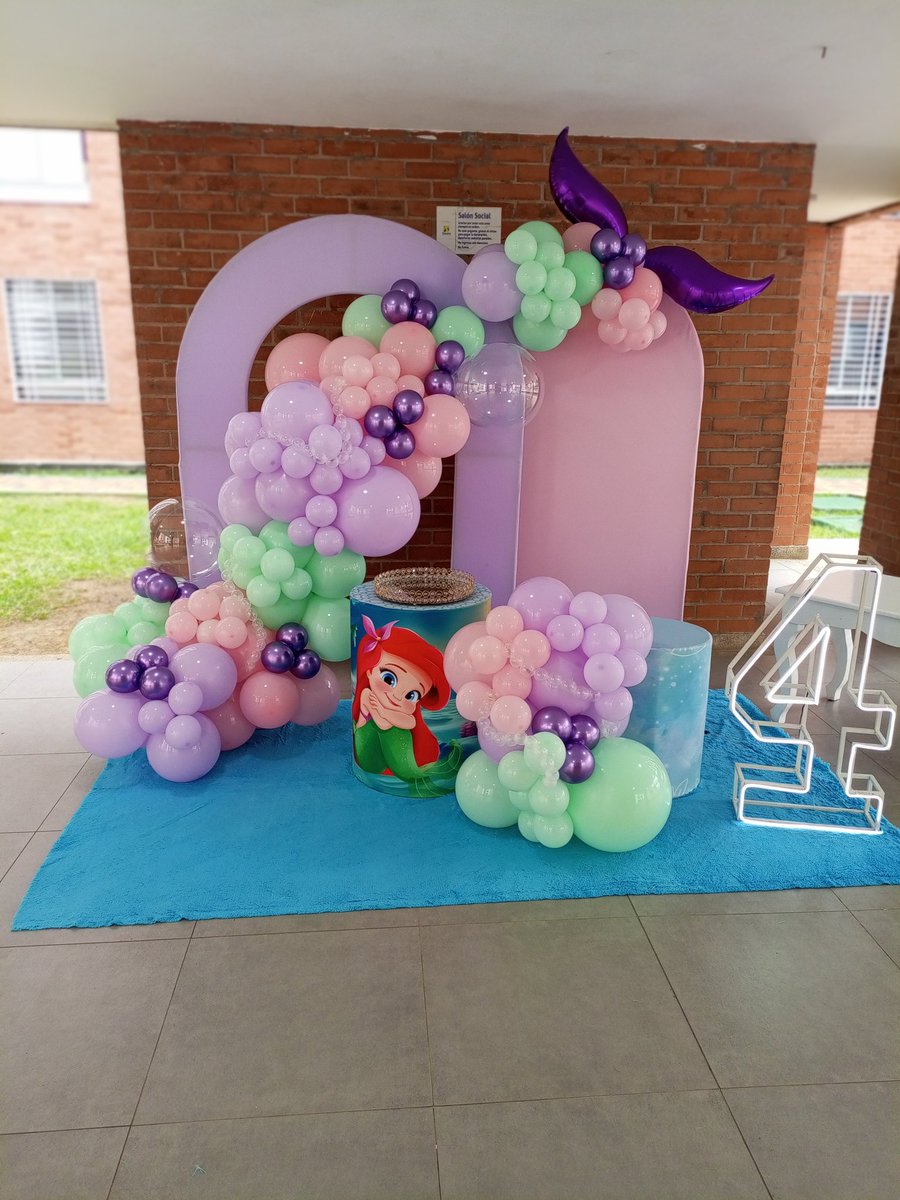 decoglovers's tweet photo. Domingo de cumpleaños #LaSirenita #CuatroAños #Decoration #DecoGlovers #CaliCo #Sempertex https://t.co/g5dg3J4nmh