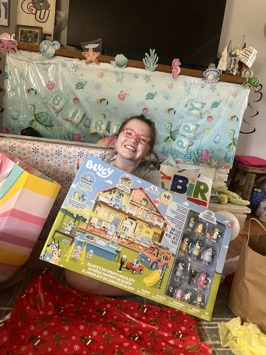 loveforlattes's tweet photo. My Hadley Hope is 9 today on the 9th! Her golden birthday! She’s sassy, shy, funny, smart, has never been a good sleeper, but is oh so fun to be around! I’m so thankful Hads is mine! #FETbaby #HadsHope #sameIVFcycleashertwinsisters #frozenembryo #goldenturtletheme https://t.co/NoLayI5Hnv