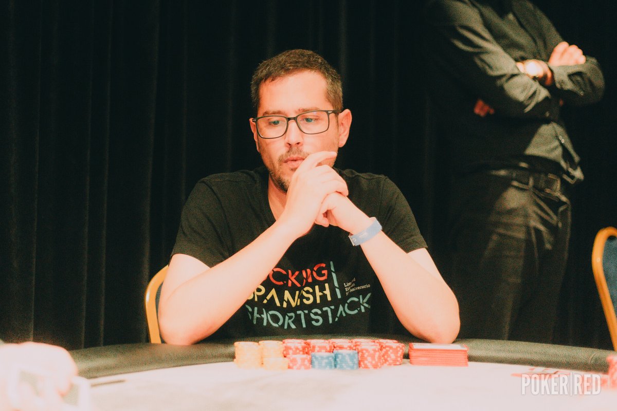 poker_red's tweet photo. Manuel Martínez 9º clasificado en el Main Event
MAIN - NIVEL 25 - 20k / 40k - 40k Ante
#SixersValencia @SixersPoker @PokerCasinoVlc @sportium
https://t.co/CCMYhDIB8m https://t.co/bCSQuWdS4x