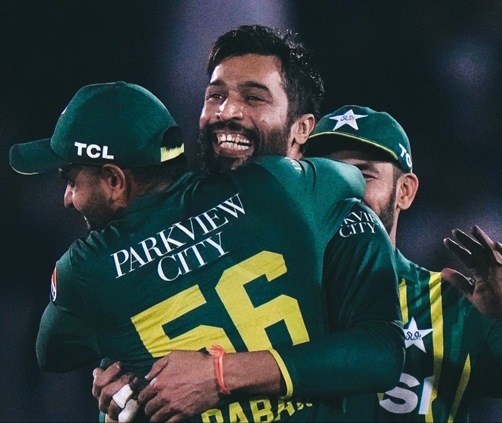 Siyam_Ch's tweet photo. This post deserves all hearts 💚

#INDvPAK #PakvsInd #t20USA #Amir #Babar https://t.co/sZvZIRI42n