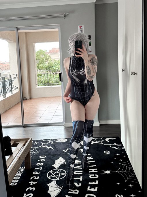 i&rsquo;m sticky https://t.co/CulGJZTtrW<a href="/tag/smokingfetish"class="tags"><span>#smokingfetish</span></a>