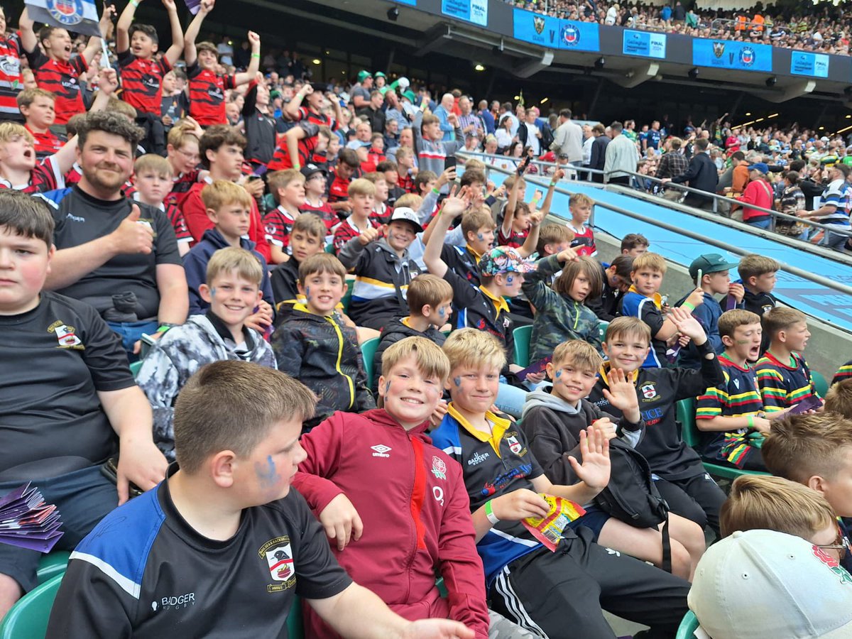 Following their win in the Land Rover Cup earlier this season, the U 11’s this weekend claimed their prize - a trip to the Premiership Final at Twickenham!

This was an amazing experience for the young Ravens who did the club proud!