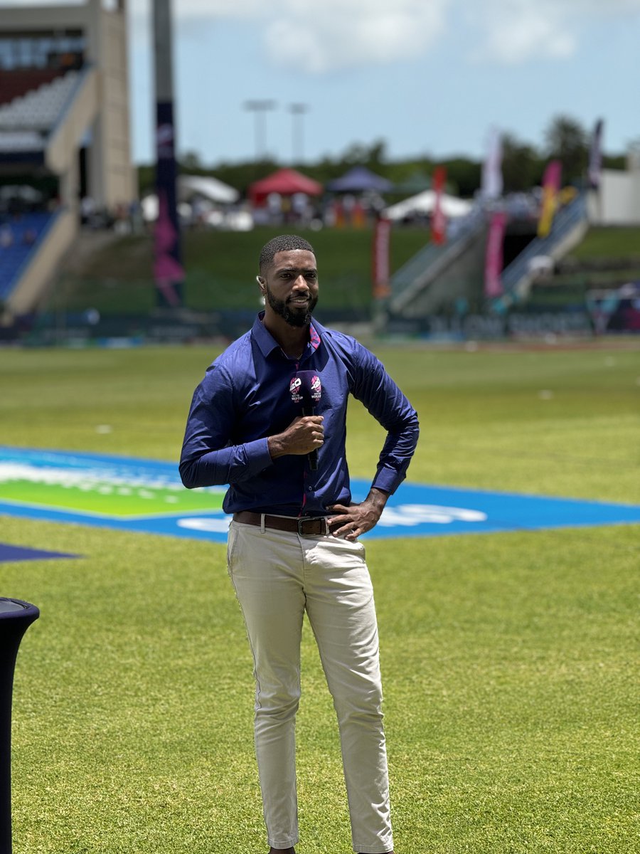 Onto action at the Sir Vivian Richards stadium 🙌🏾 <a href="/TomMoodyCricket/">Tom Moody</a> <a href="/niallnobiobrien/">Niall John O Brien</a> #T20WorldCup