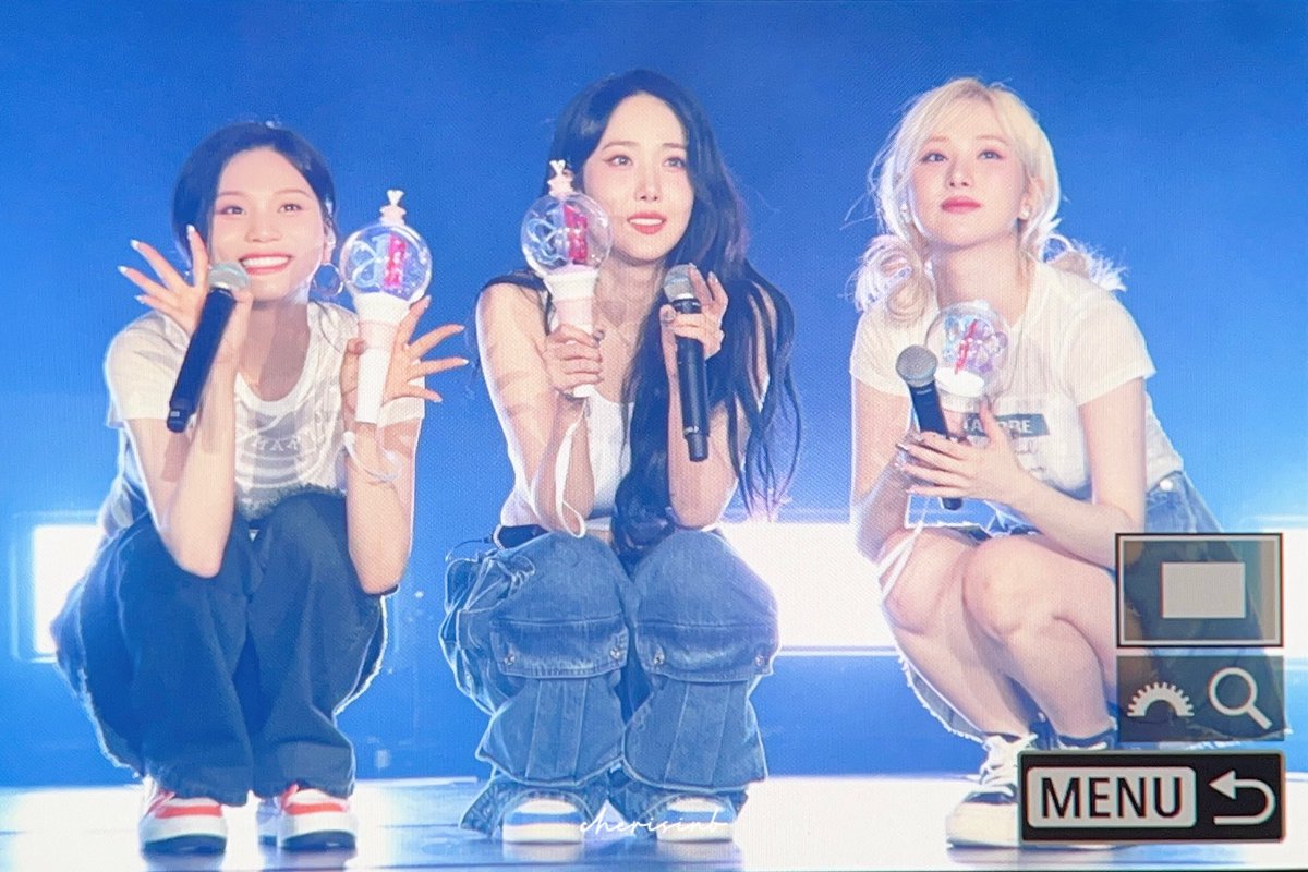 cherisinb's tweet photo. 240609 비비지 대만 콘서트 프리뷰

#비비지 #VIVIZ
#은하 #EUNHA
#신비 #SINB
#엄지 #UMJI https://t.co/n9BOj6P9Sg
