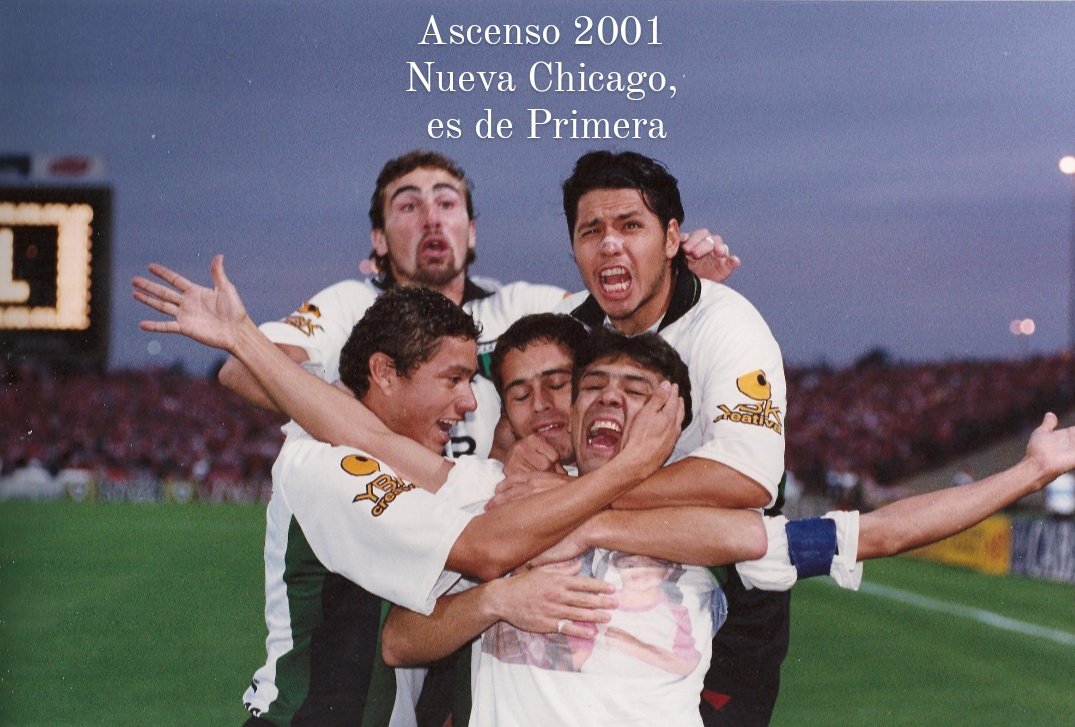 #NuevaChicago Hace 23 años.
De visitante, con dos penales en contra y un hombre menos. Contra Instituto y contra un árbitro inmoral y tendencioso. Haciendo Historia. 

Hoy hay algunos compañeros que ya no estan entre nosotros pero el recuerdo es imborrable.