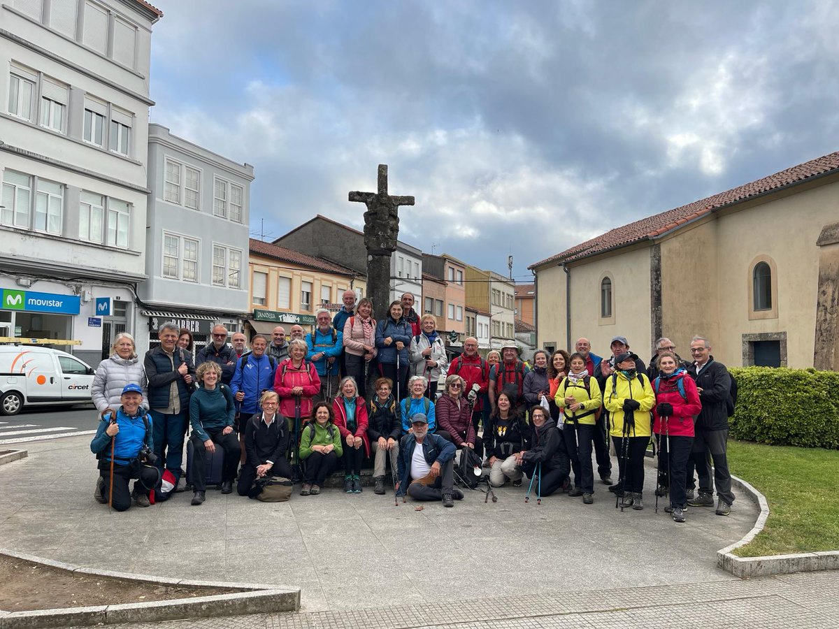 icomasturias's tweet photo. #médicosPeregrinos, superadas las etapas 11 y 12 del #caminoPrimitivo #Bacurín #Vilouriz #Melide y #Arzúa. 

Últimas dos etapas en septiembre. Gracias a todos los participantes por el buen ambiente y la excelente acogida del grupo de #senderismoICOMAST https://t.co/yoDZTS7U6W