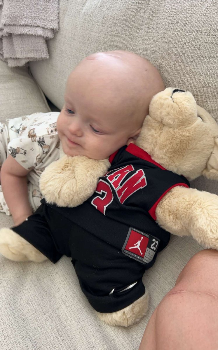 Keep them prayers a coming for the toughest kid I know who's starting Round #5 of Chemo tomorrow. 🙏 #KysKrew ⁦<a href="/KadeLynott/">Kade Lynott</a>⁩