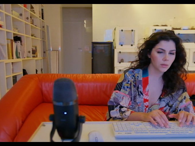 Valentina Nappi is live now! https://t.co/CAmH6wjGVZ https://t.co/S4Z1d9wIWB