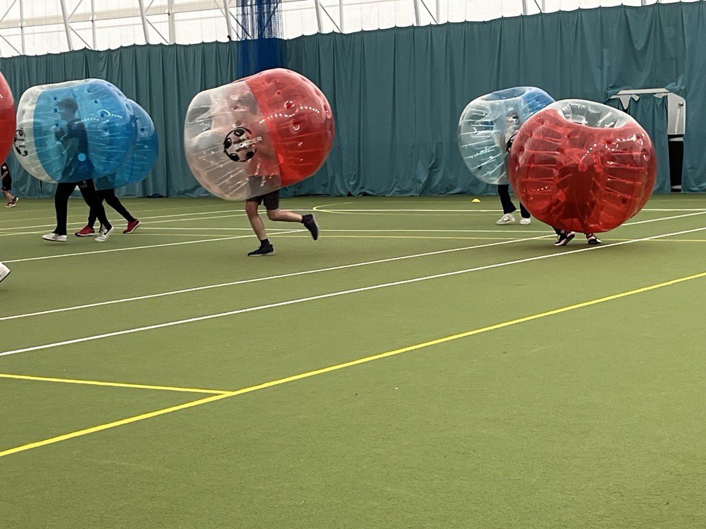 ThornbankHouse's tweet photo. Great to see Thornbank girls getting rid of all their energy playing Zorb football on Saturday Night!
@StrathallanSchl
#weekendsatStrath #boardingschool #bubblefootball #upsidedown #football https://t.co/uLI0i2L0uL
