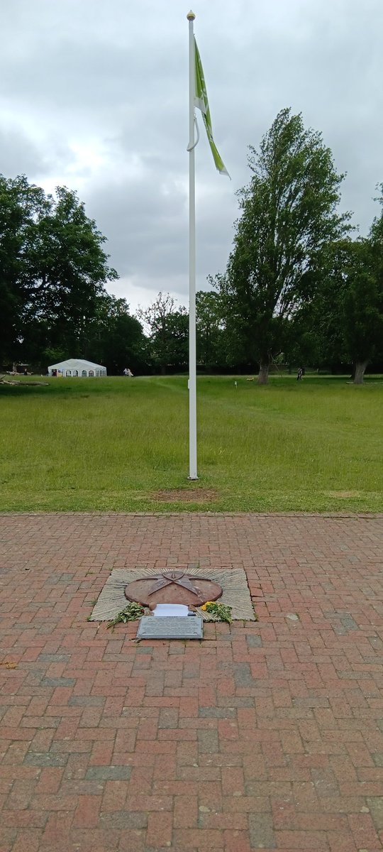 TROF_Burma1945's tweet photo. Attended the Bushy Parl's place in D-Day tour yesterday as part of these commemorative events - early 1944 it became Supreme Headquarters Allied Expeditionary Force (SHAEF), the centre for planning Operation Overlord, the invasion of Europe during WW2. https://t.co/Y345HYPcHP