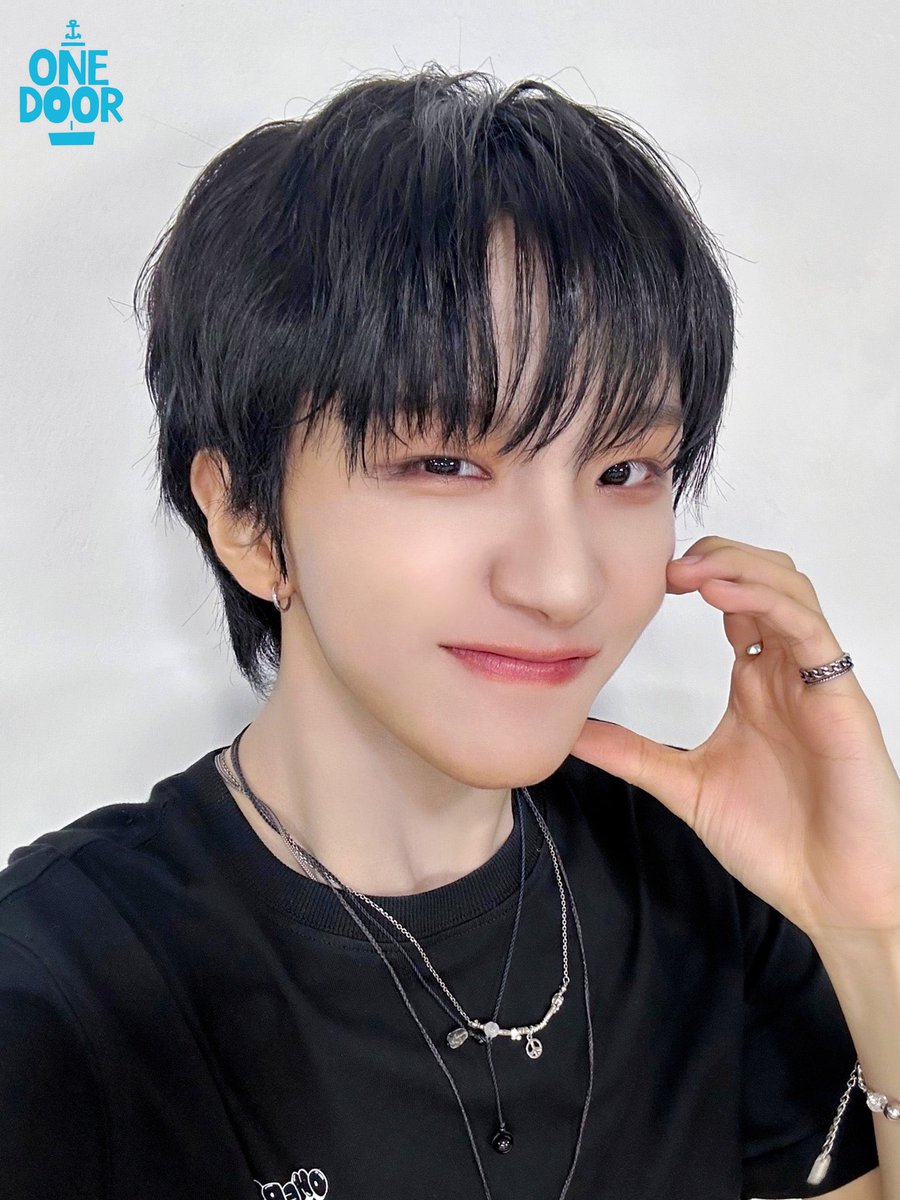 운학이 이것뭐에요~???
이쁘기니스킬 지린다ㅋㅋ