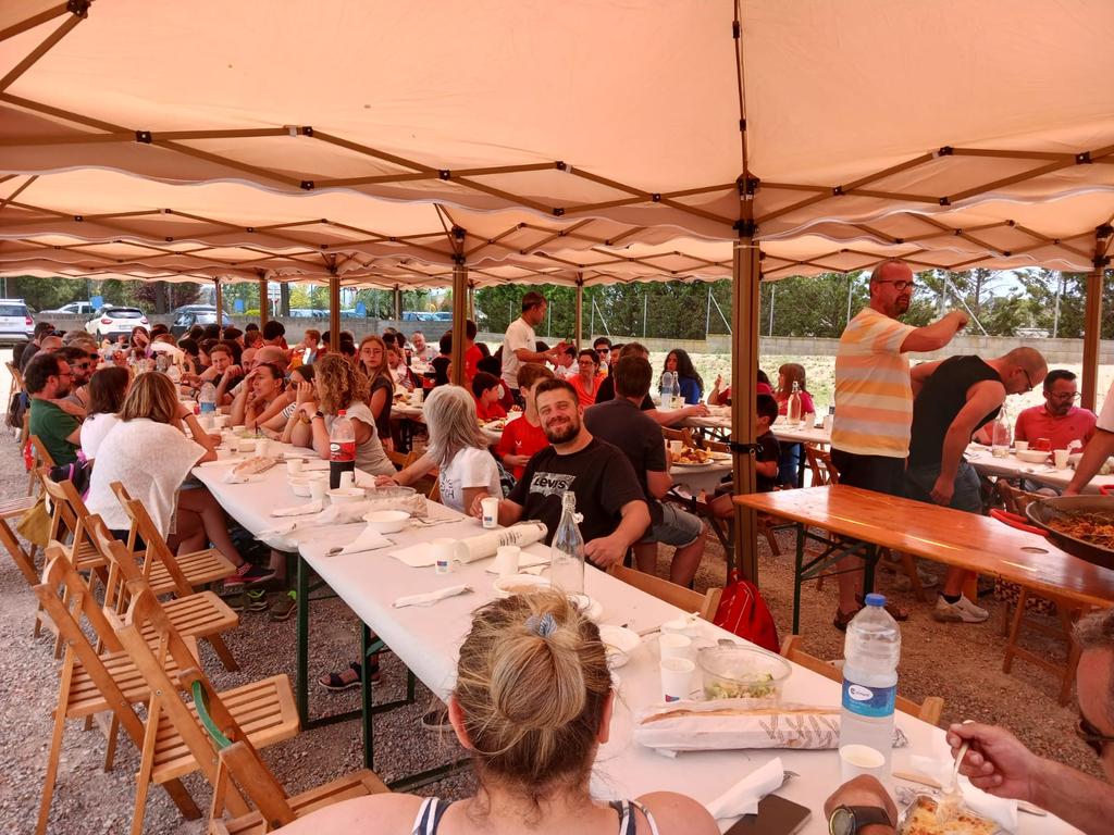 Avui hem celebrat el final de temporada amb els jugadors, jugadores i afició del nostre futbol base. ENDAVANT <a href="/CFLaGranada/">CF La Granada</a> !!!
