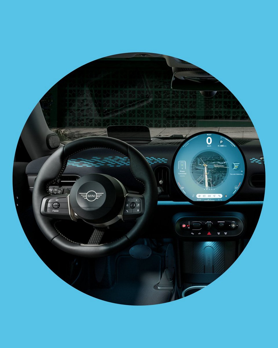 CrownMINI's tweet photo. The new MINI Cooper, new innovative interior. 😎​  Head inside to discover the iconic OLED display featuring 7 Experience Modes and much, much more. 👀​   #MINI #BIGLOVE #MINICooper #MINI3DoorHatch https://t.co/nqVeCE81sR